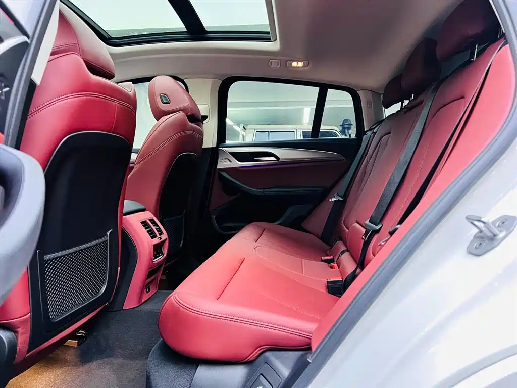 BMW X4 2023 — фото 15