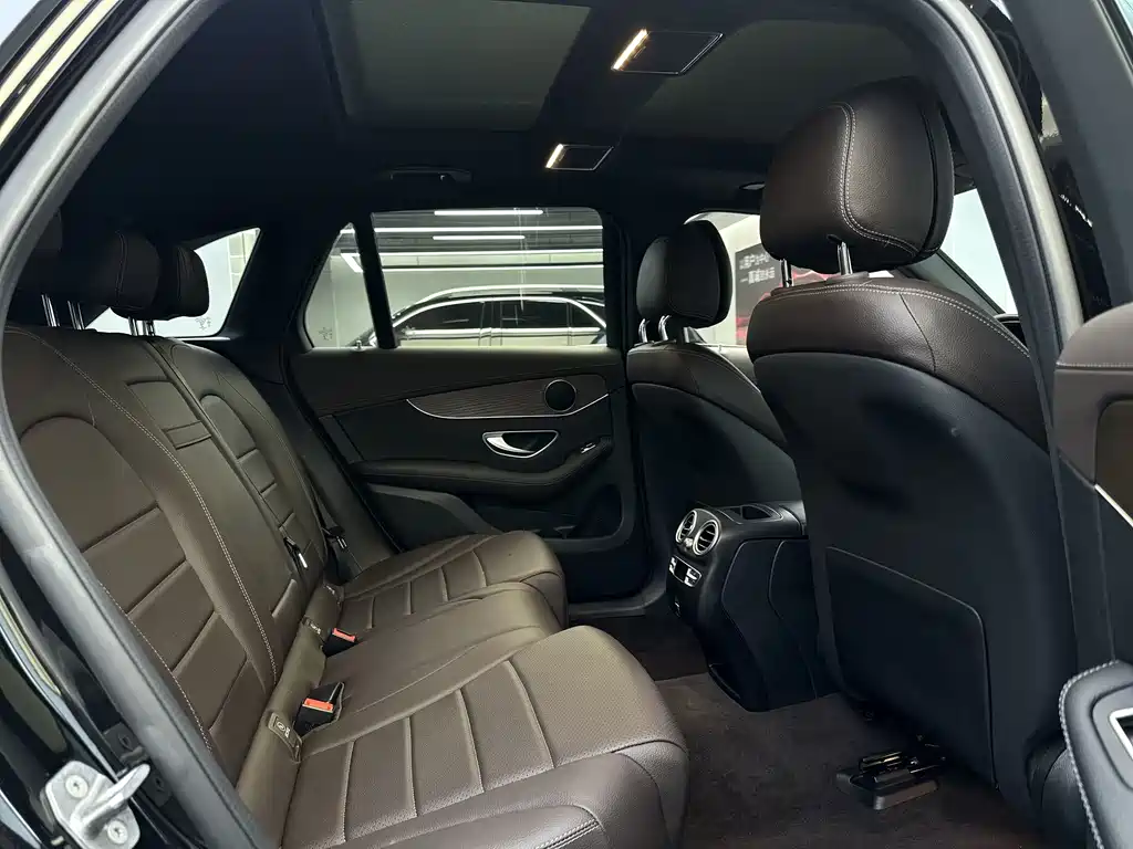Mercedes-Benz GLC 2023 — фото 26