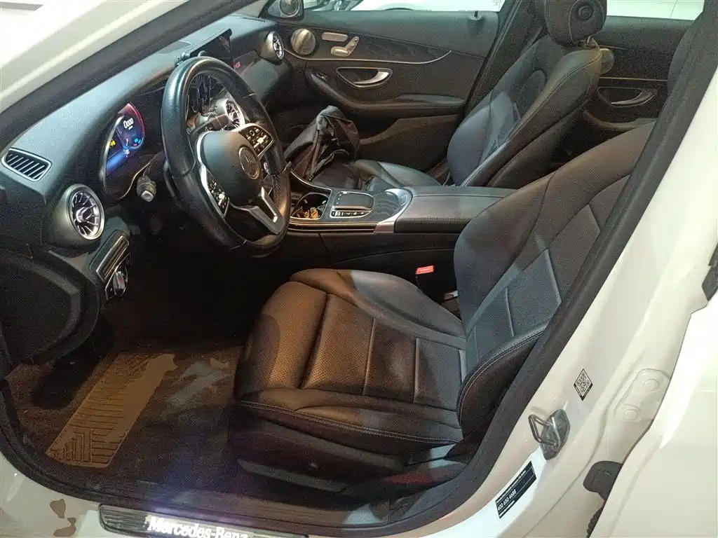 Mercedes-Benz C-Class 2020 — фото 15