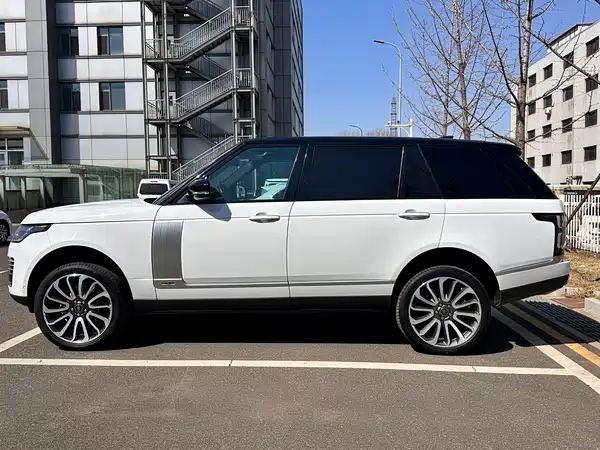 Land Rover Range Rover 2022
