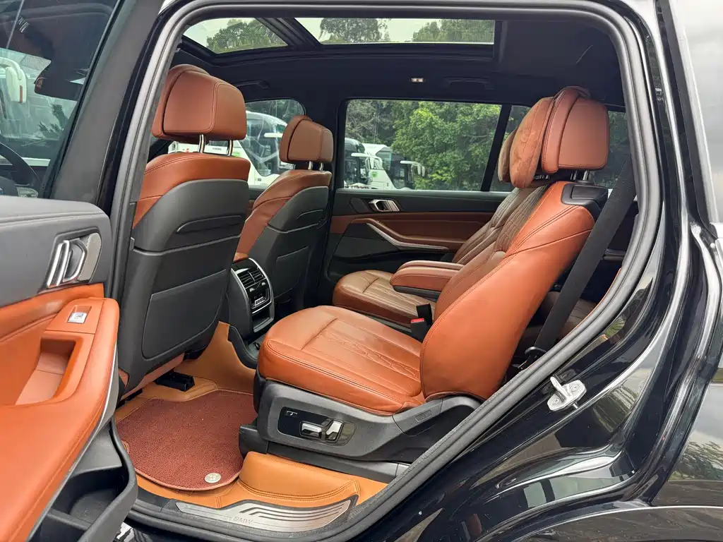 BMW X7 2023 — фото 11