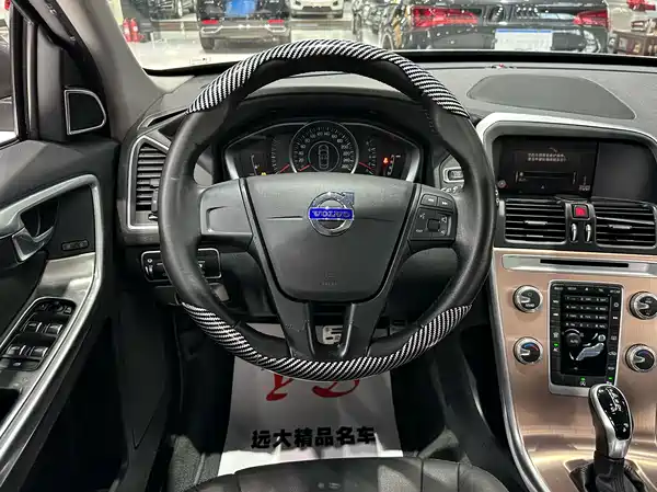 Volvo XC60 2017