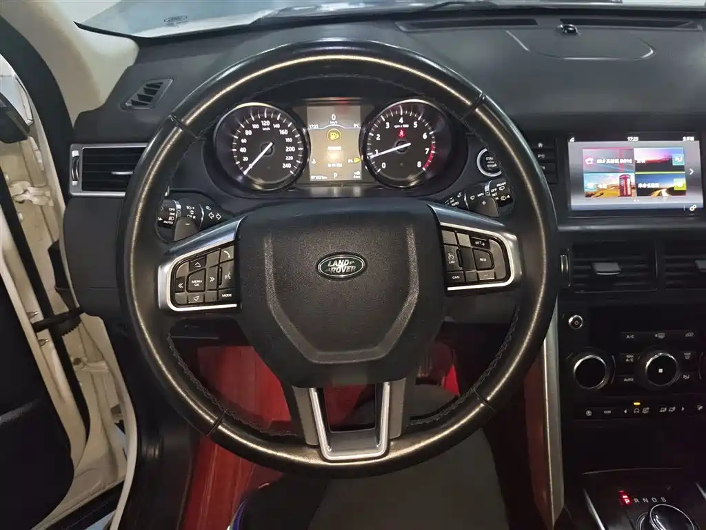 Land Rover Discovery Sport 2019 — фото 7
