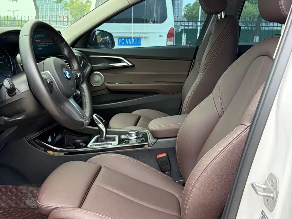 BMW 1 Series 2022
