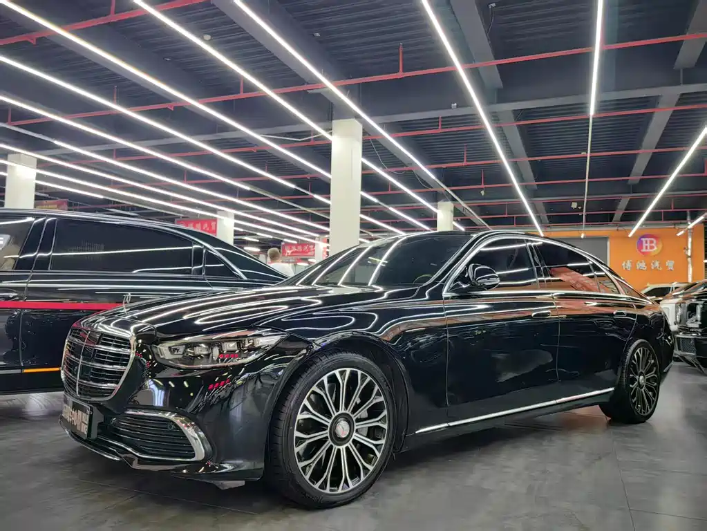 Mercedes-Benz S-Class 2023