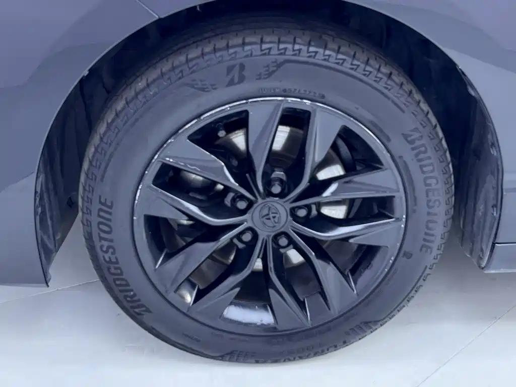Toyota Avalon 2021 — фото 12