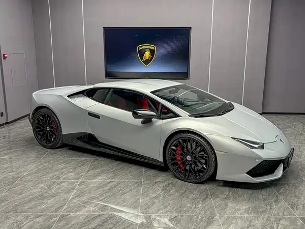 Lamborghini Huracan 2016