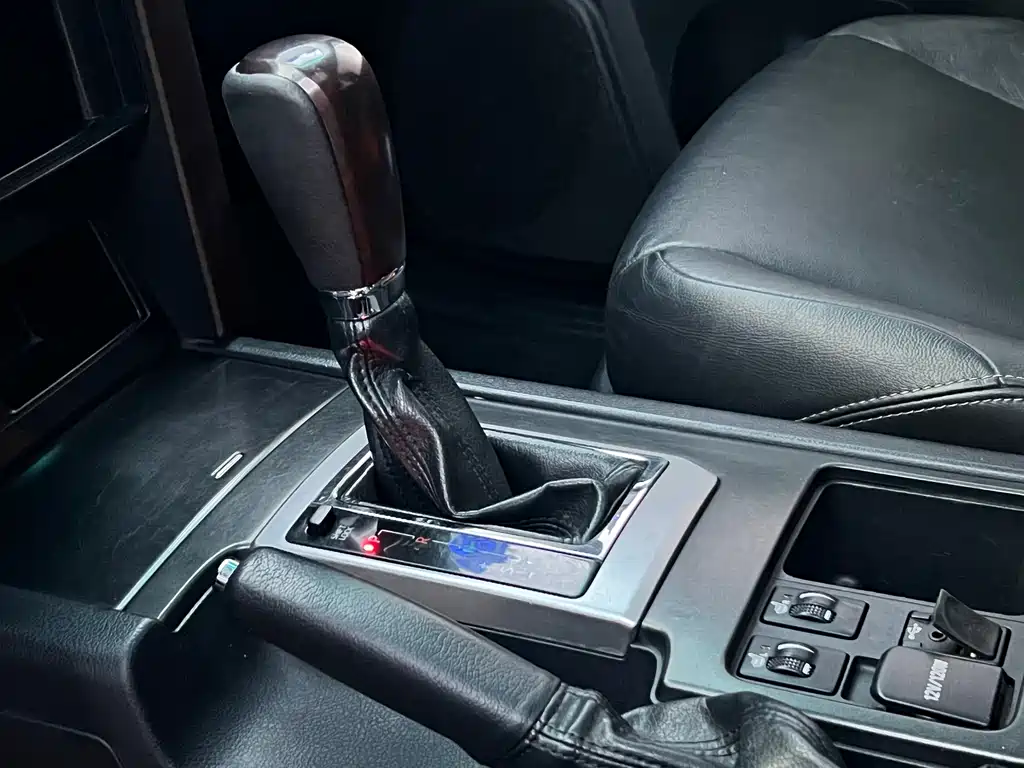 Toyota Prado 2016 — фото 14