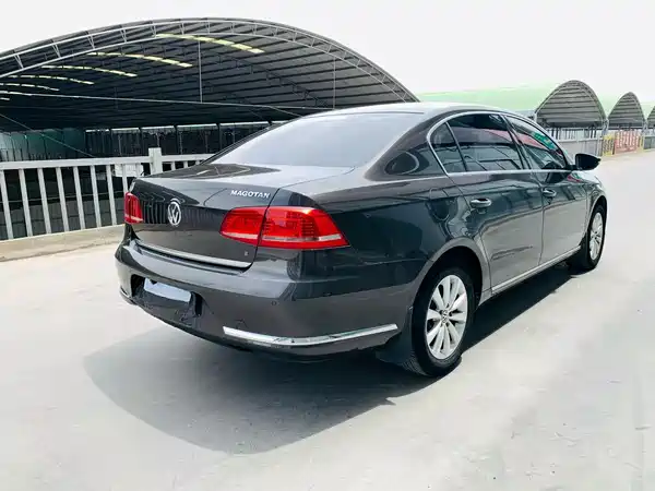 Volkswagen Magotan 2016