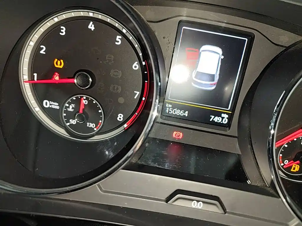 Volkswagen Tiguan L 2018 — фото 12