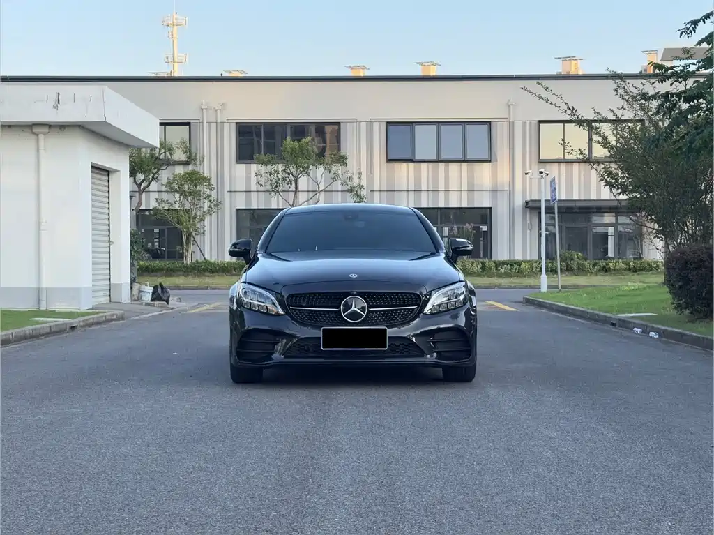 Mercedes-Benz C-Class 2022 — фото 2
