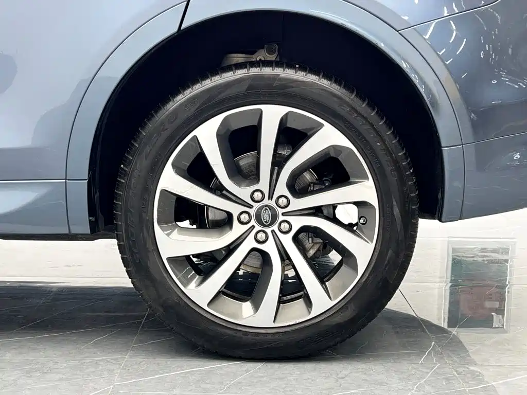 Land Rover Discovery Sport 2021 — фото 13