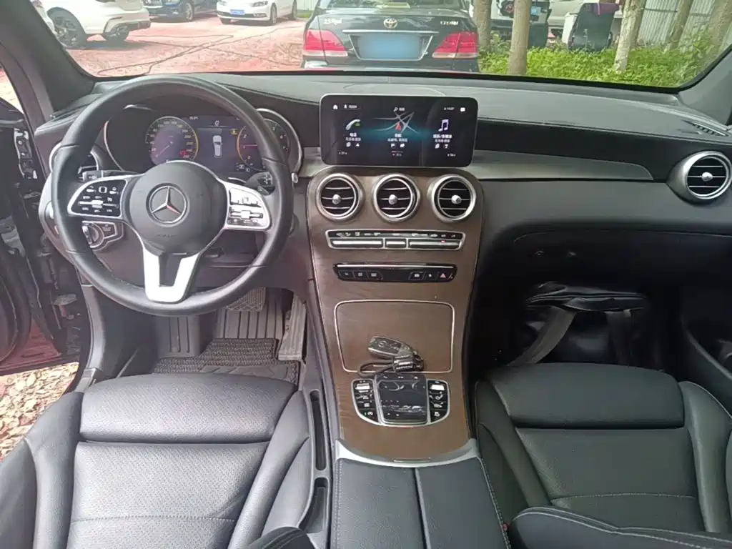 Mercedes-Benz GLC 2020 — фото 10