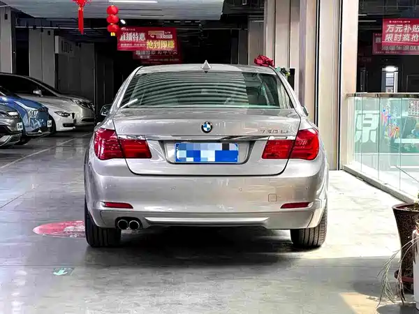 BMW 7 Series 2009