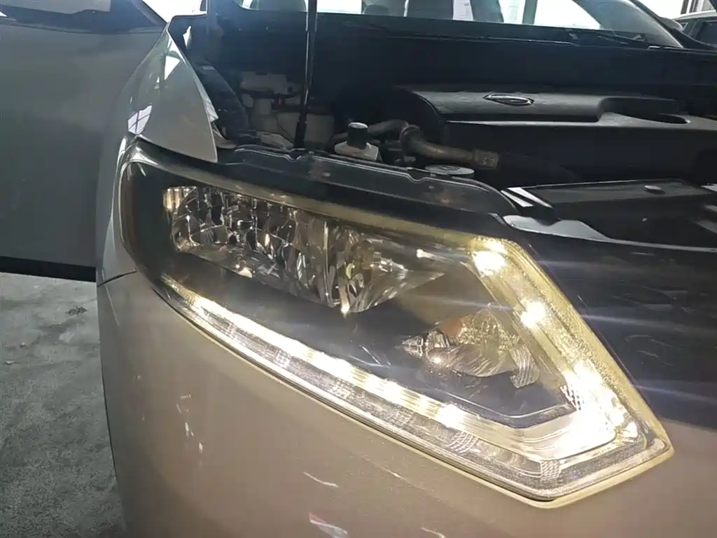 Nissan X-Trail 2017 — фото 13