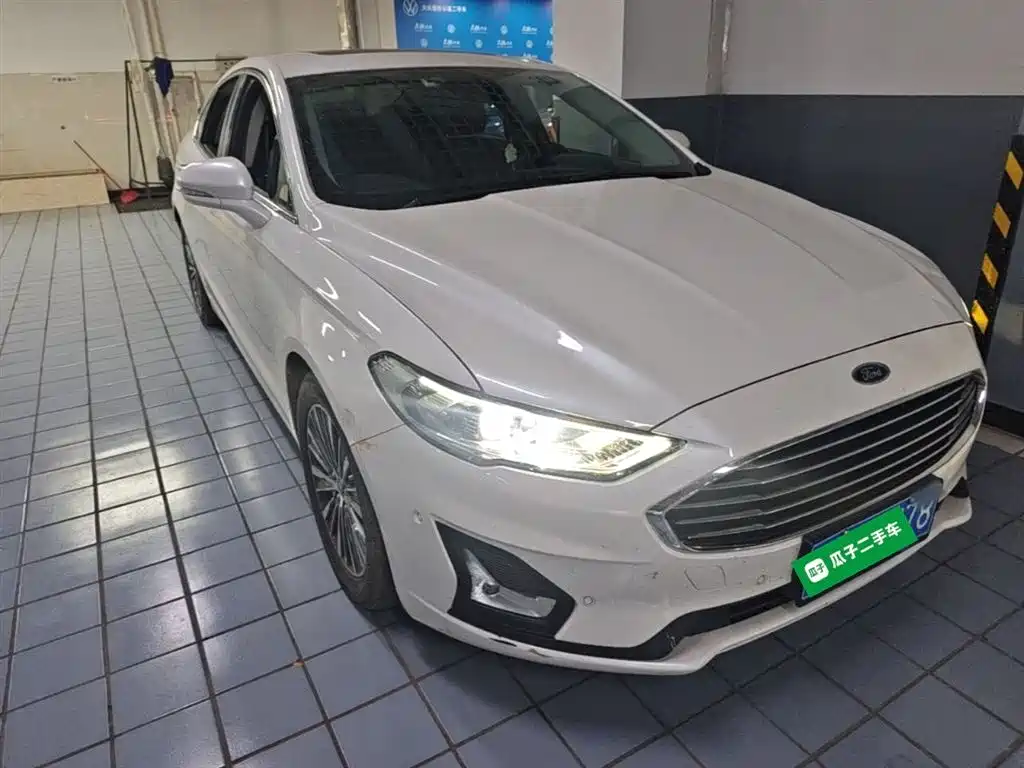 Ford Mondeo 2020 — фото 4