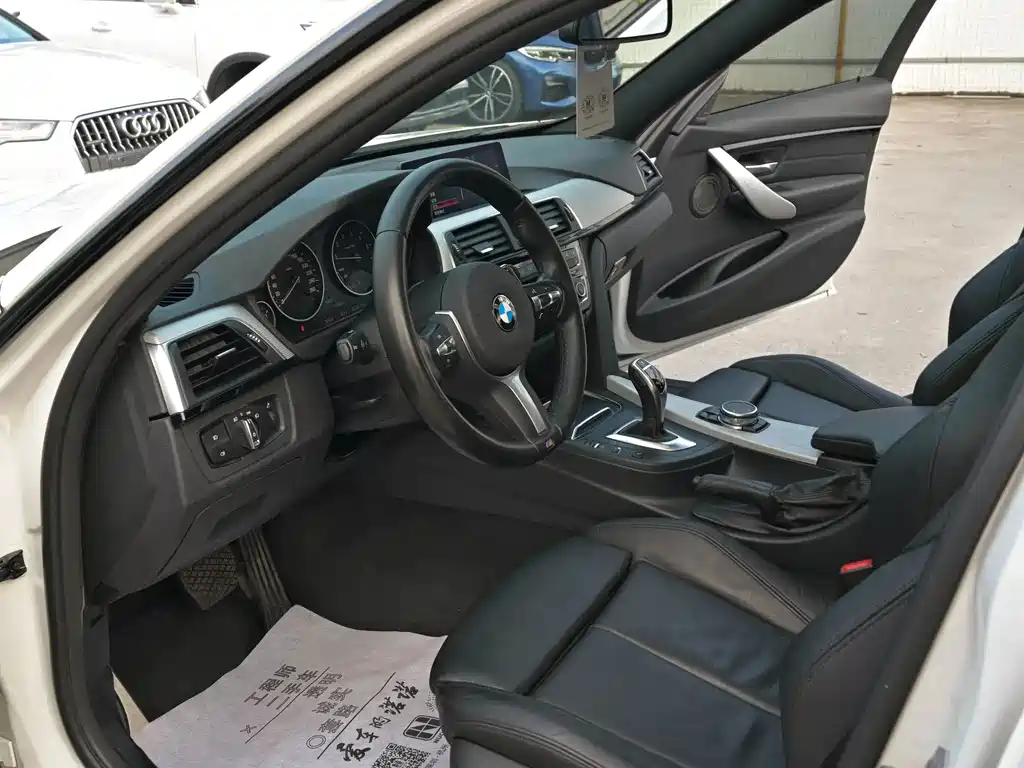 BMW 3 Series 2016 — фото 11