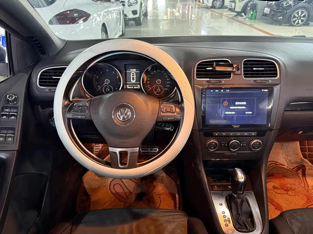 Volkswagen Golf 2014