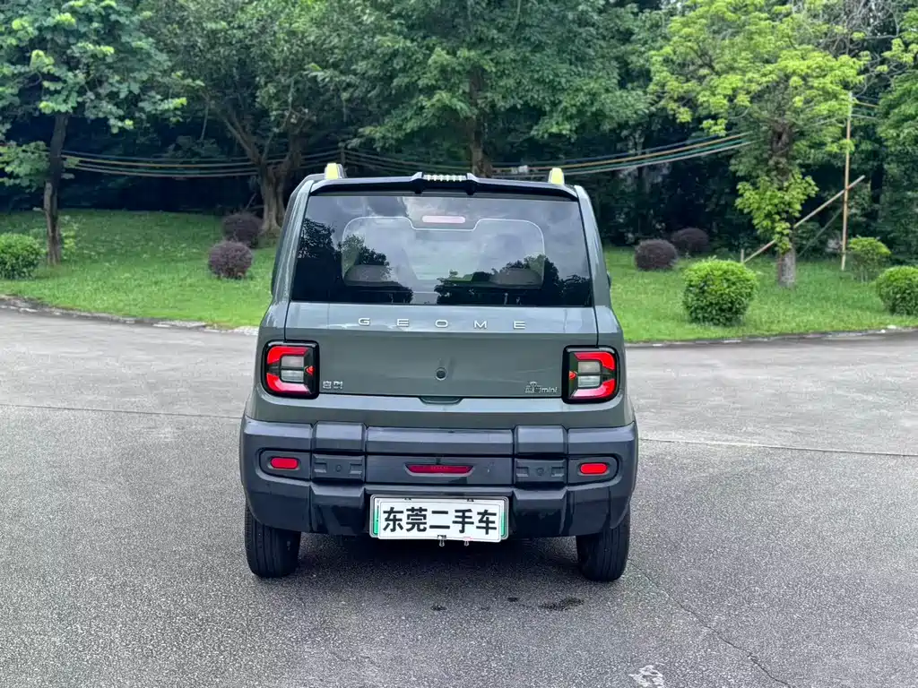 Geely Galaxy Panda 2025 — фото 12