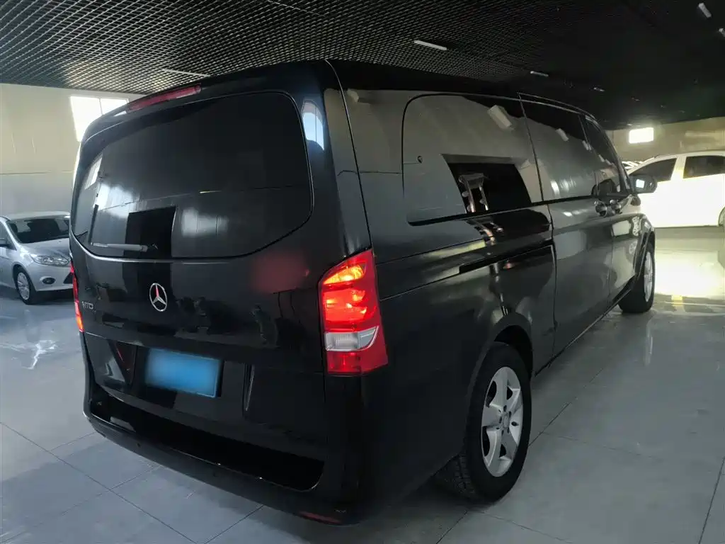 Mercedes-Benz Vito 2018 — фото 5