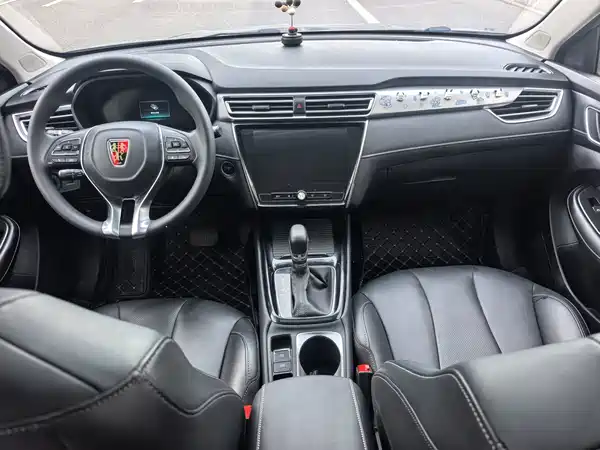 Roewe i5 2019