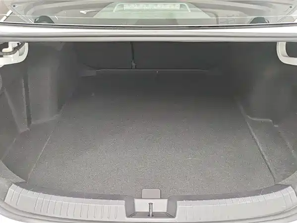 Volkswagen Sagitar 2024