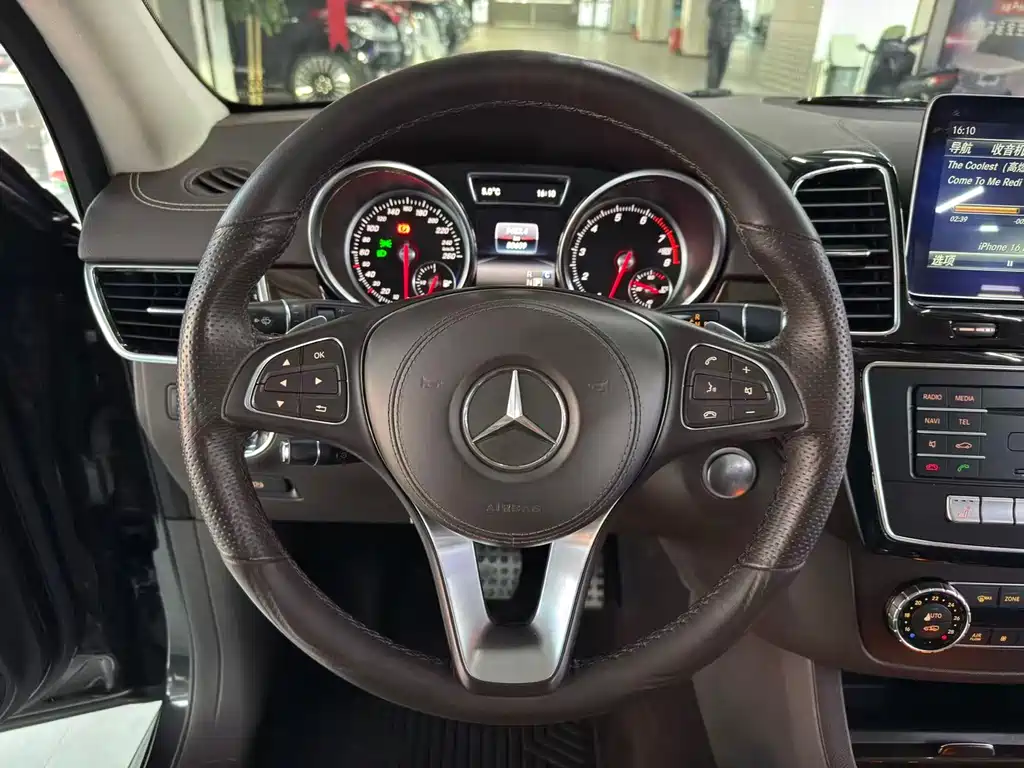 Mercedes-Benz GLS 2019 — фото 8