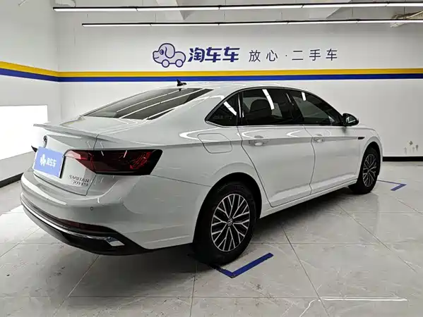 Volkswagen Sagitar 2024