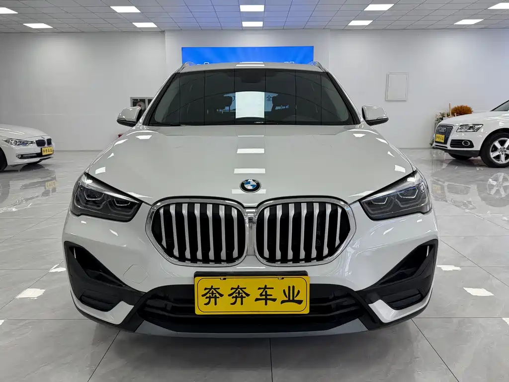 BMW X1 2020 — фото 3