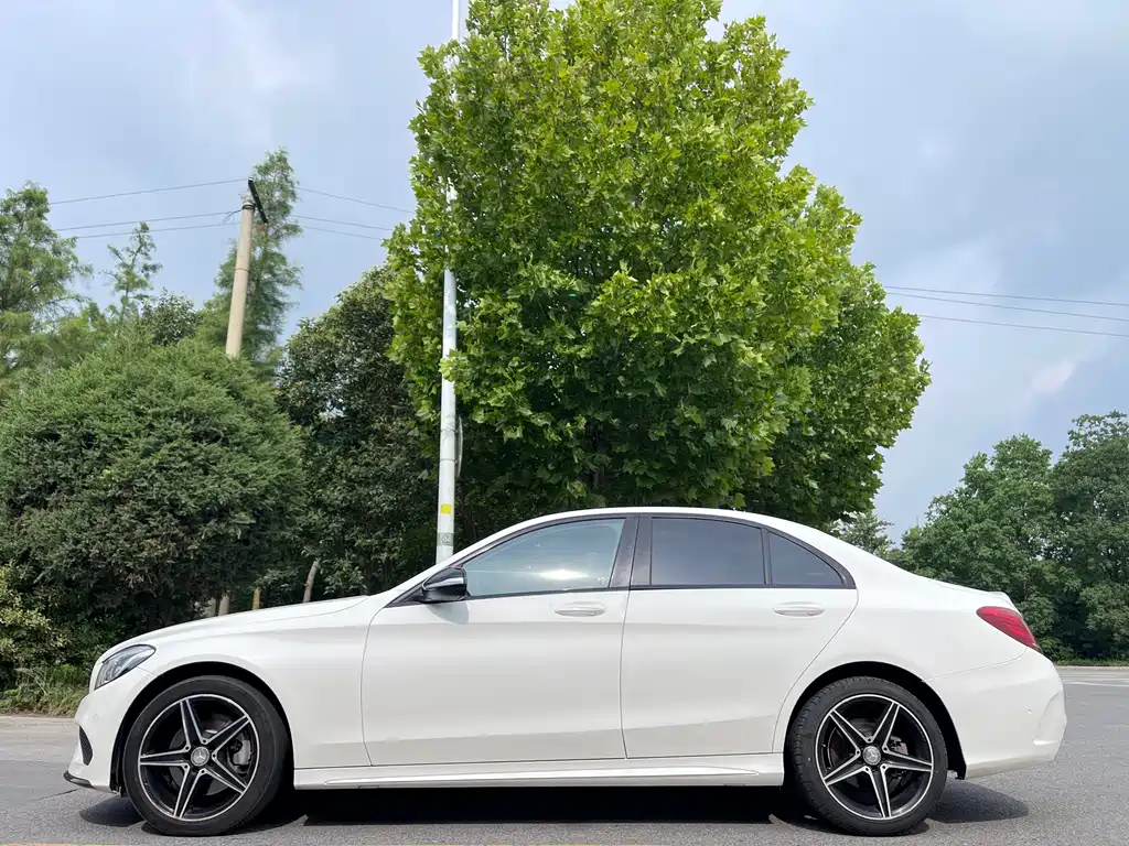 Mercedes-Benz C-Class 2016