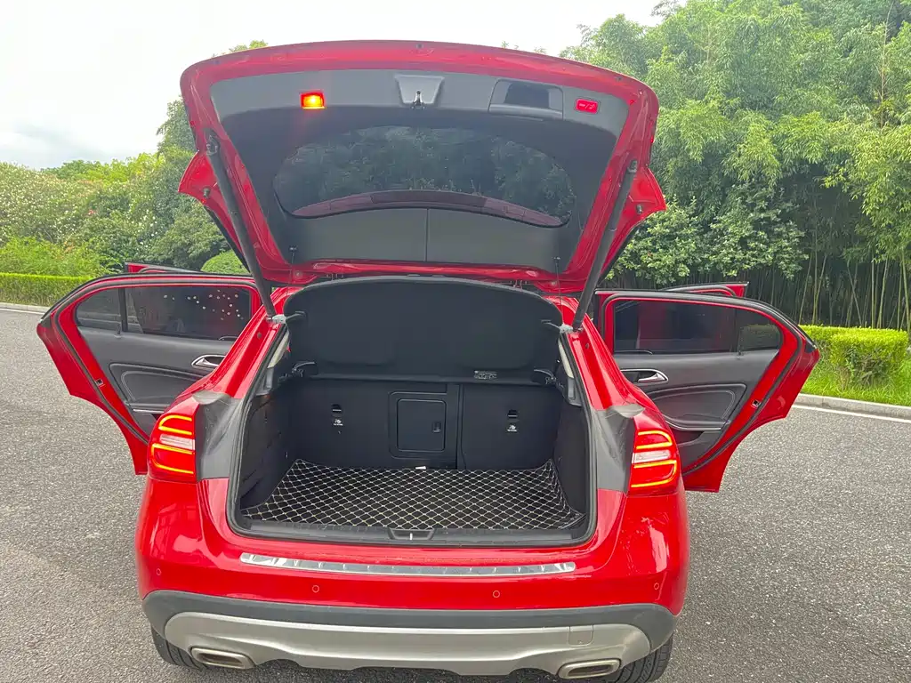 Mercedes-Benz GLA 2016 — фото 17