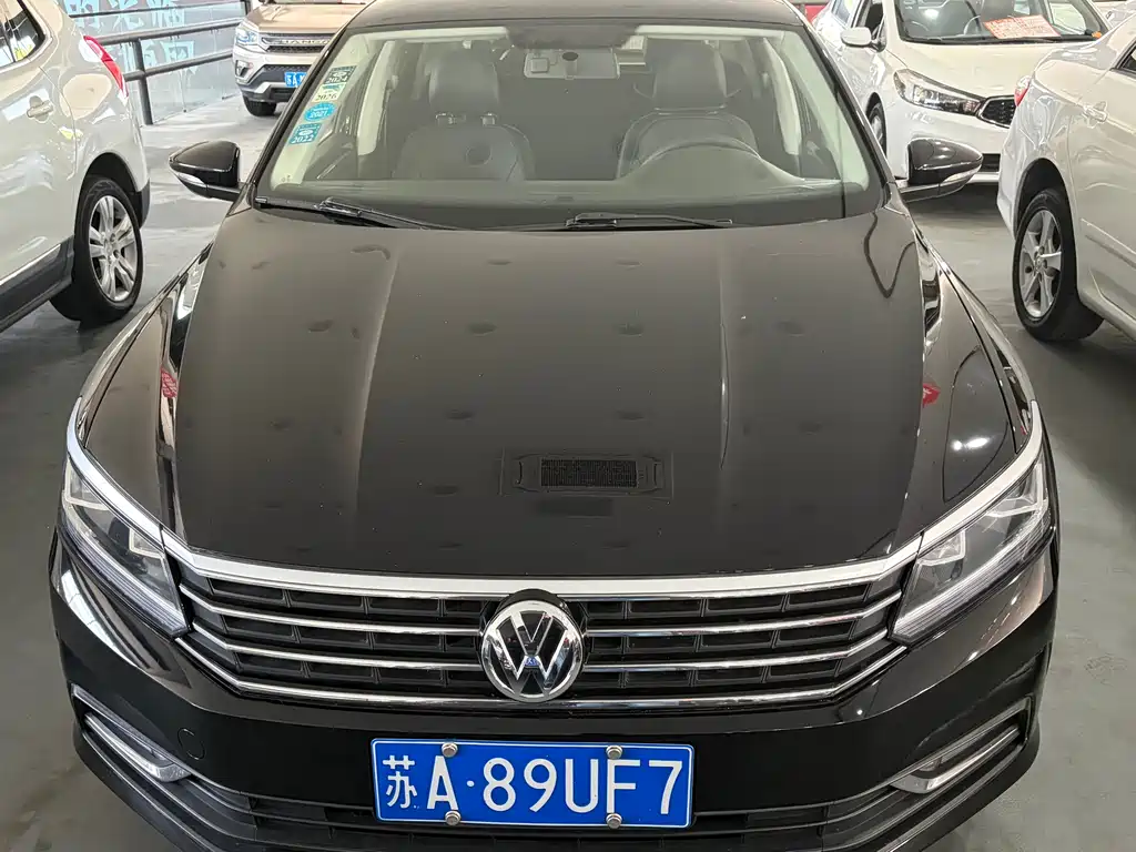 Volkswagen Passat 2018 — фото 2