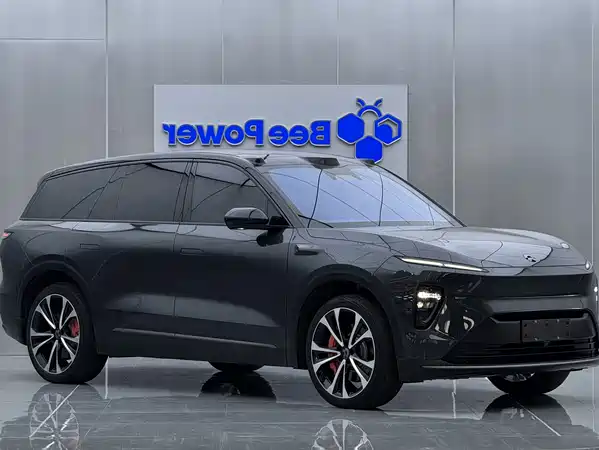 NIO ES8 2023