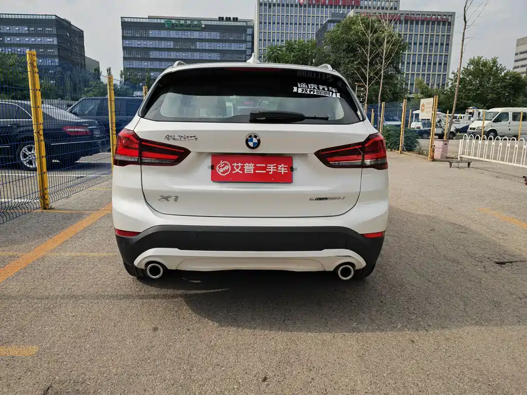 BMW X1 2020 — фото 14