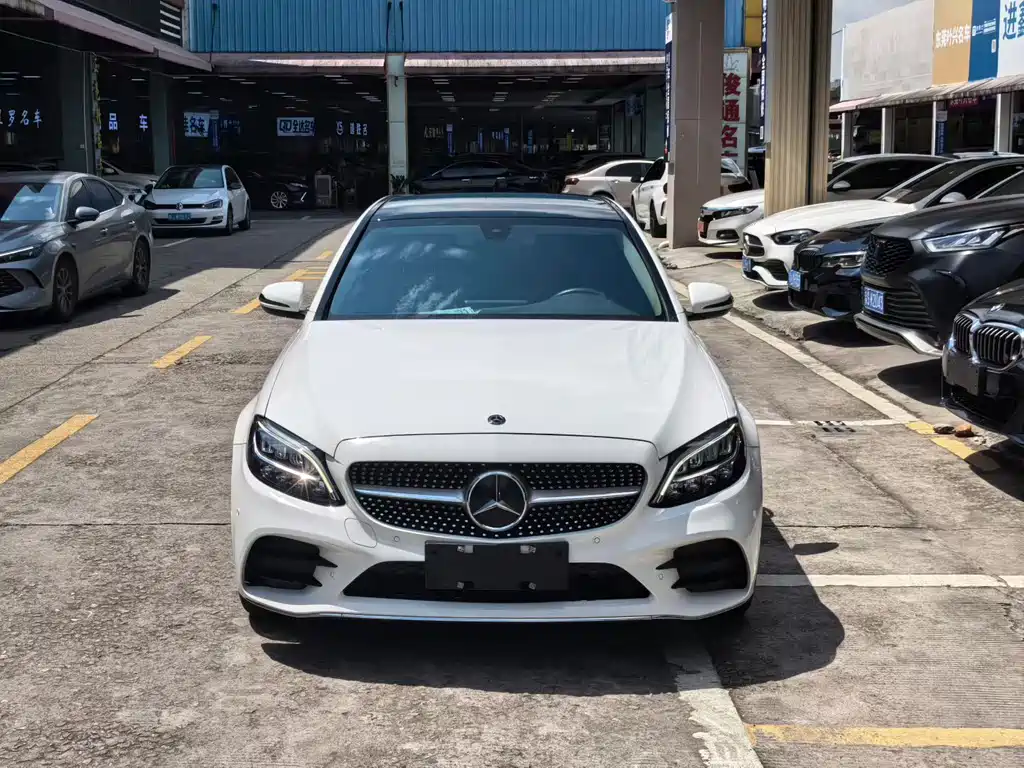 Mercedes-Benz C-Class 2021