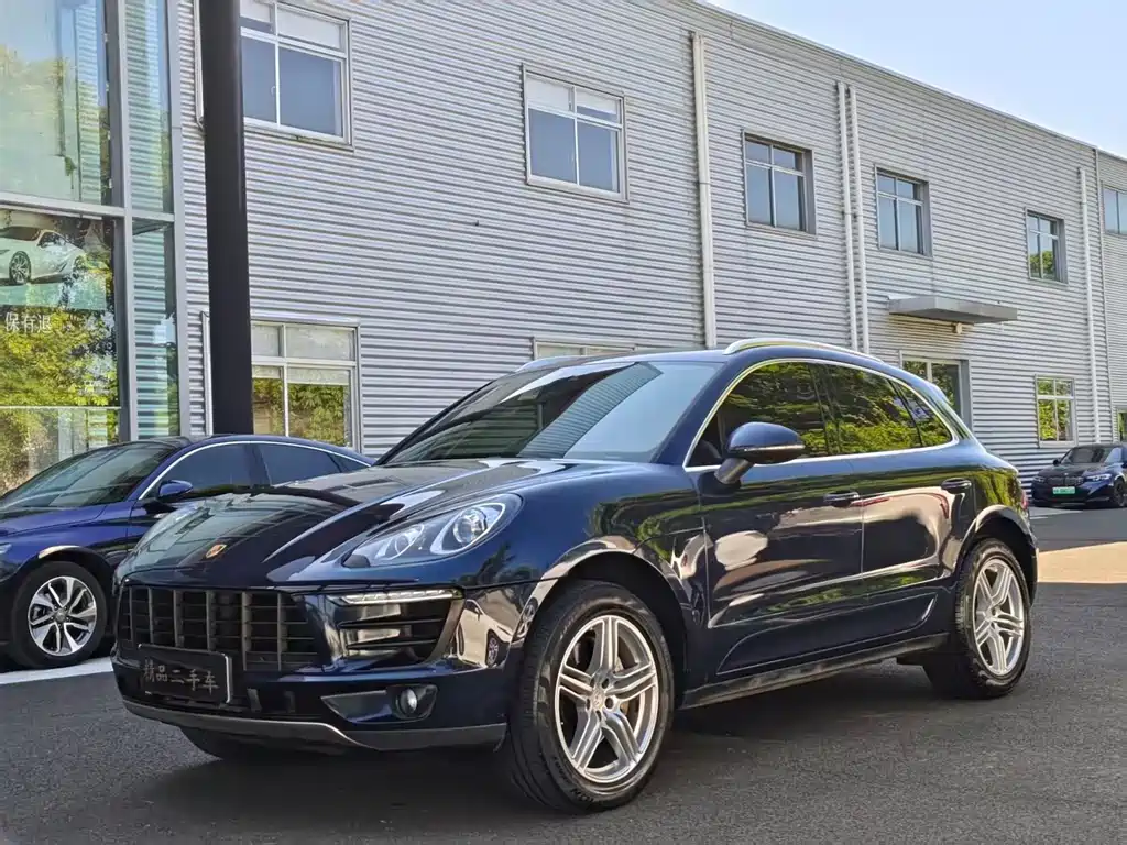 Porsche Macan 2017 — фото 1