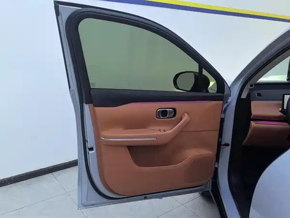 Leapmotor C16 2025