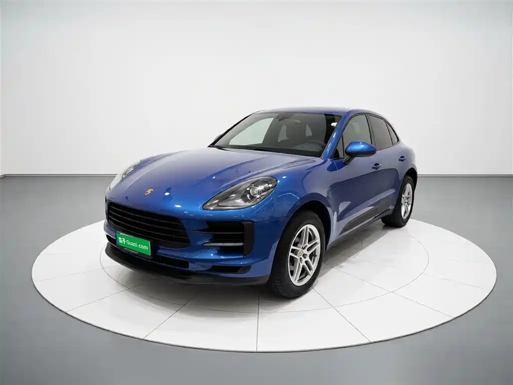 Porsche Macan 2019 — фото 1