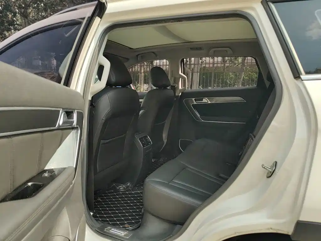 Haval H6 Coupe 2017 — фото 13