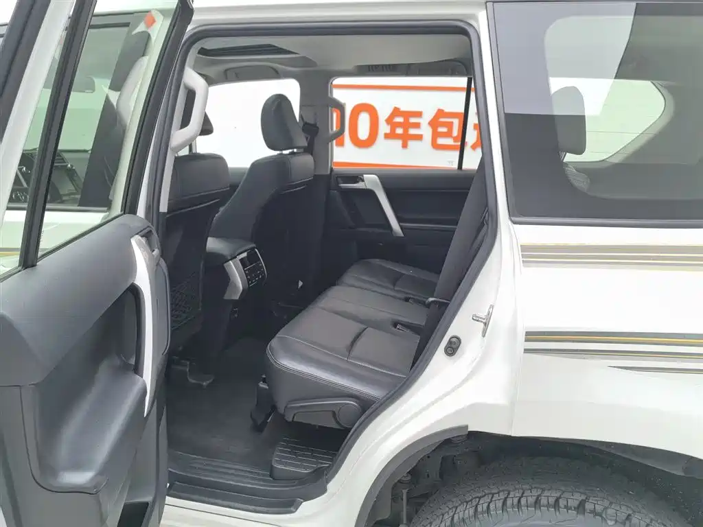 Toyota Prado 2018 — фото 15