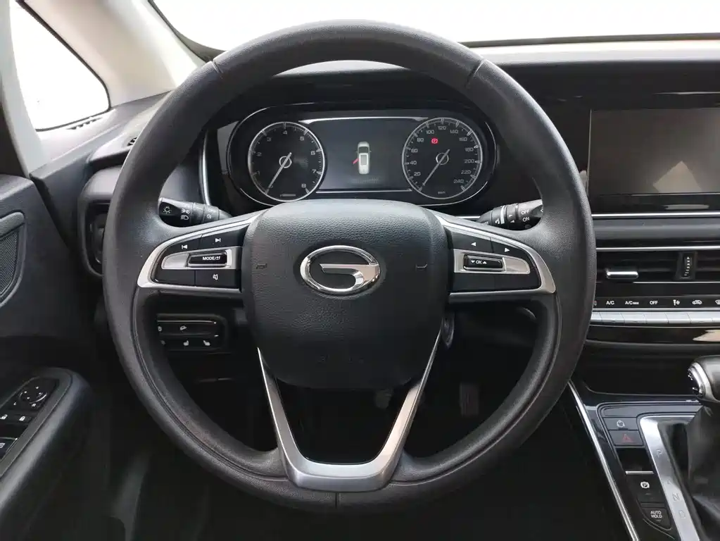 GAC Trumpchi M6 2022 — фото 26