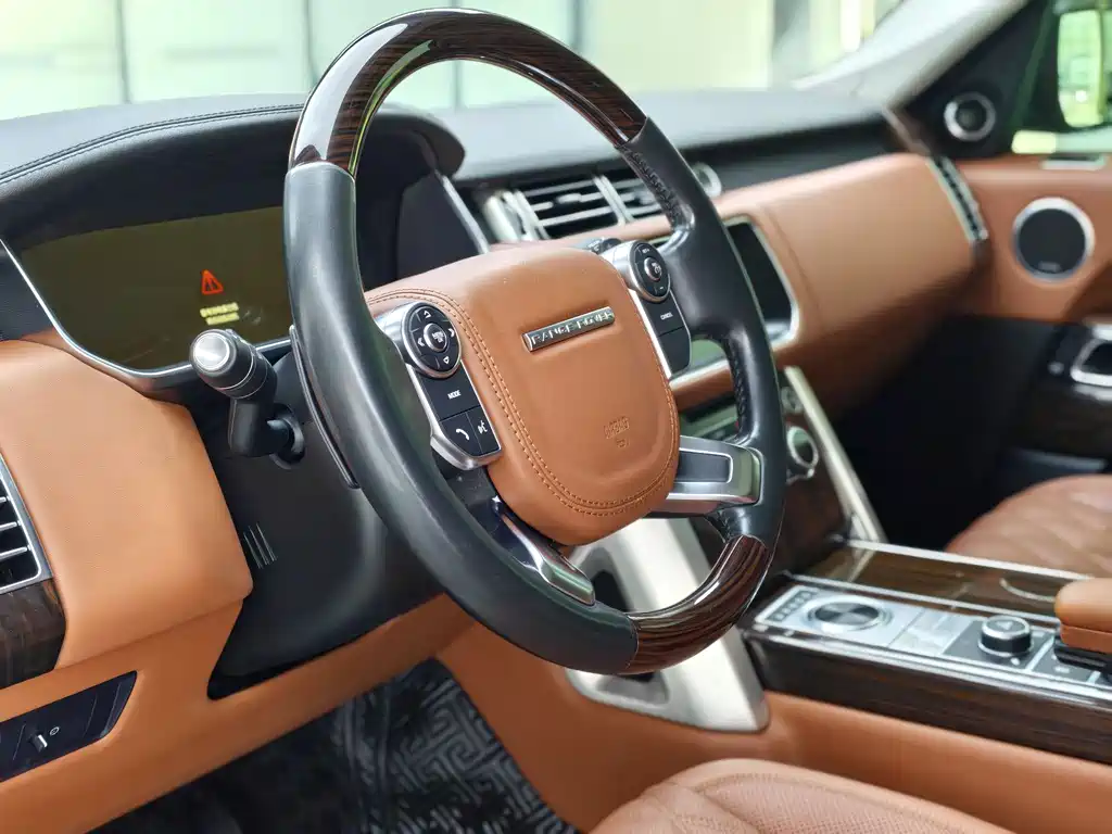 Land Rover Range Rover 2017 — фото 12