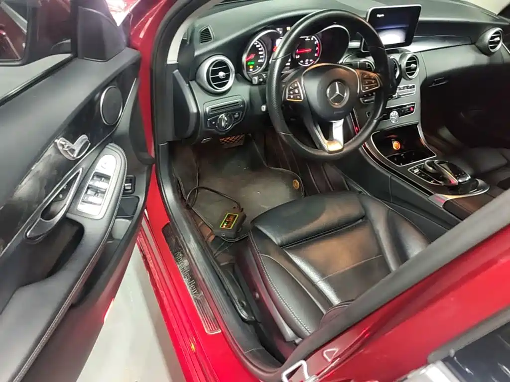 Mercedes-Benz C-Class 2017 — фото 16