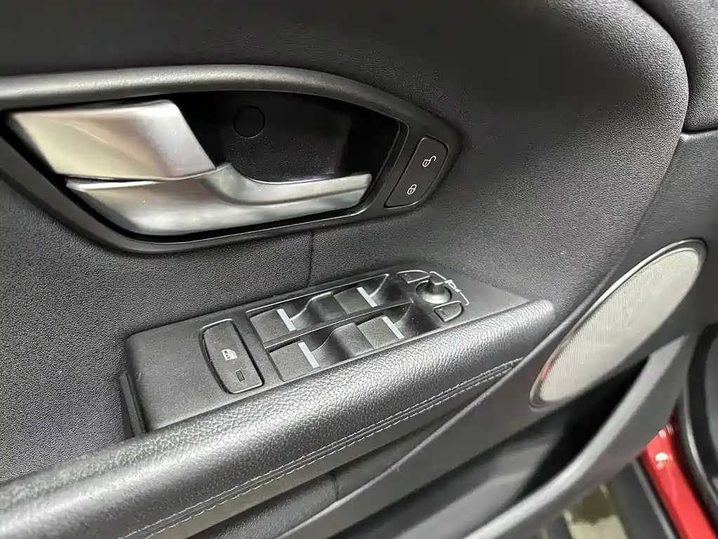 Land Rover Evoque 2017 — фото 14