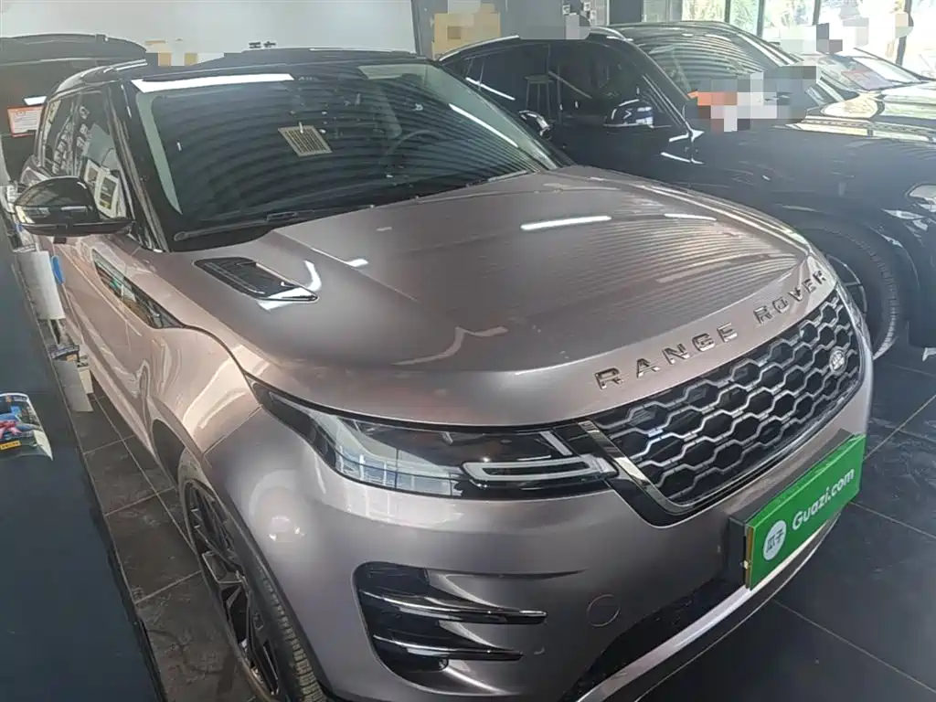 Land Rover Evoque 2023 — фото 4