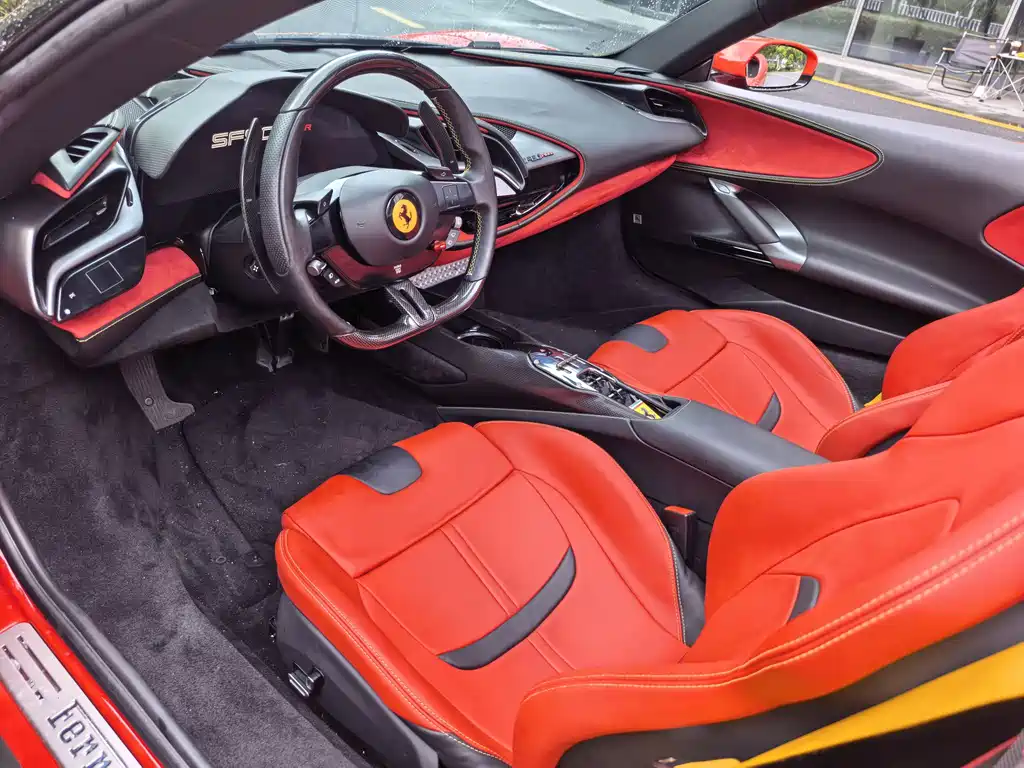 Ferrari SF90 2023