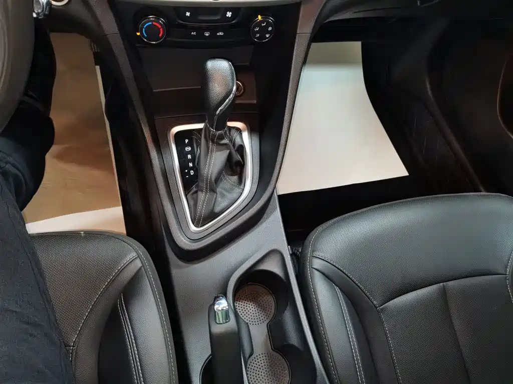 Buick Excelle 2021 — фото 14