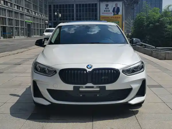 BMW 1 Series 2022