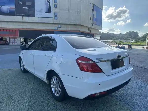 Geely Emgrand 2018