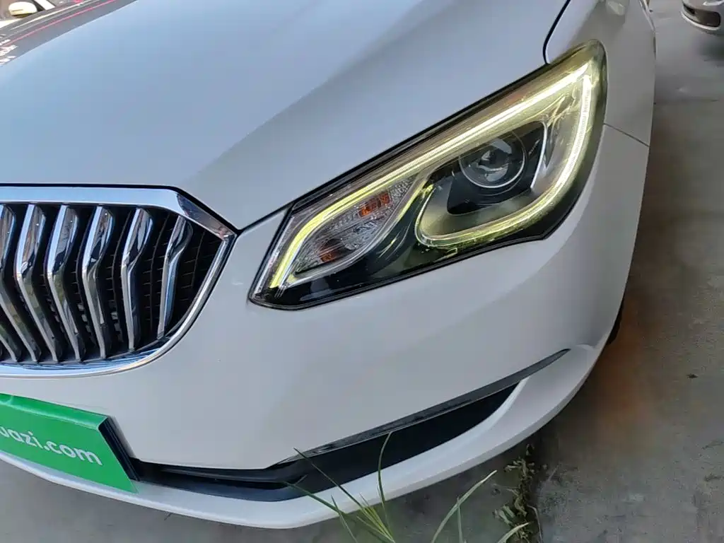 Buick Excelle 2017 — фото 24